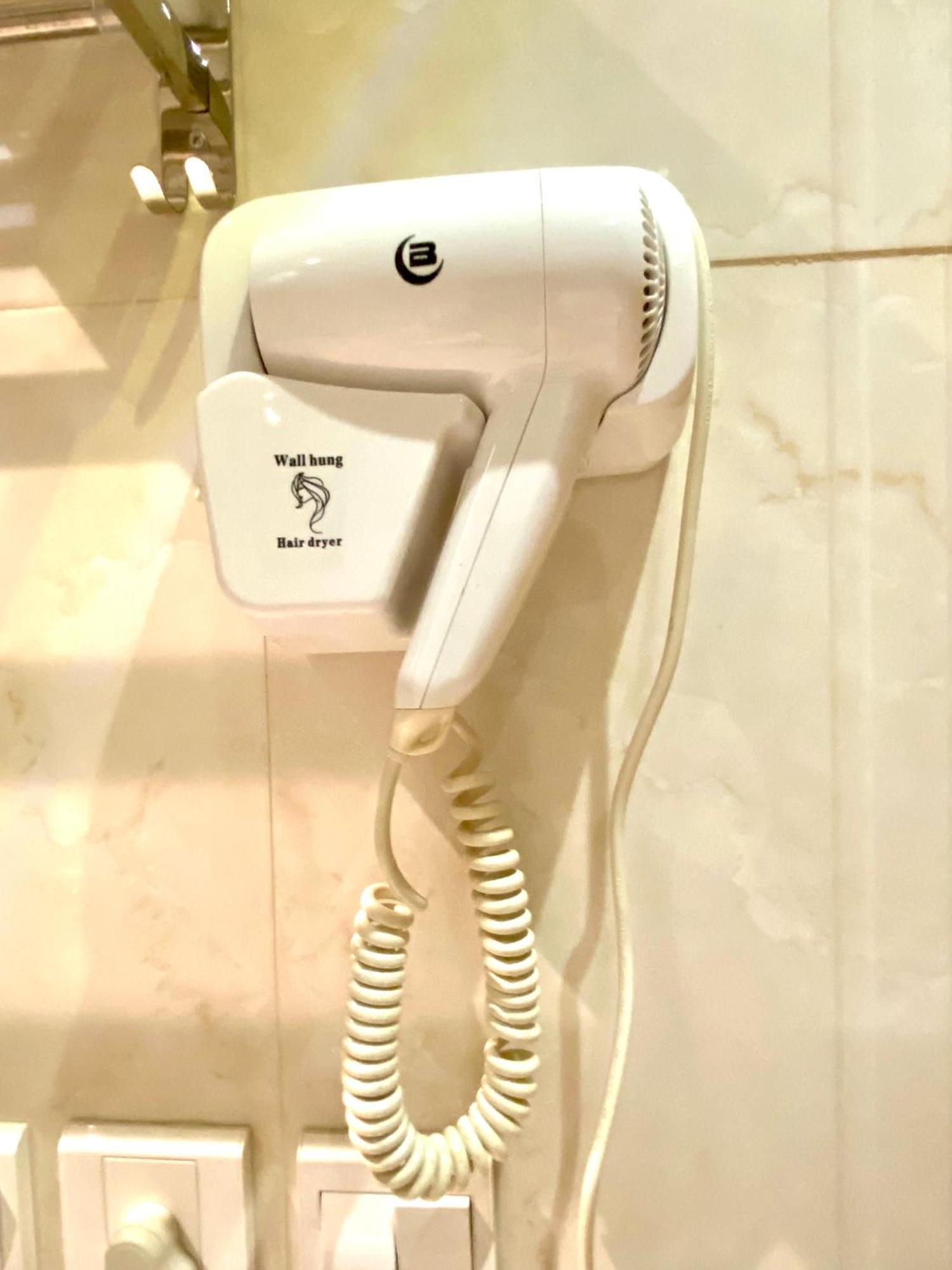Al Joon Hotel Riaad Buitenkant foto