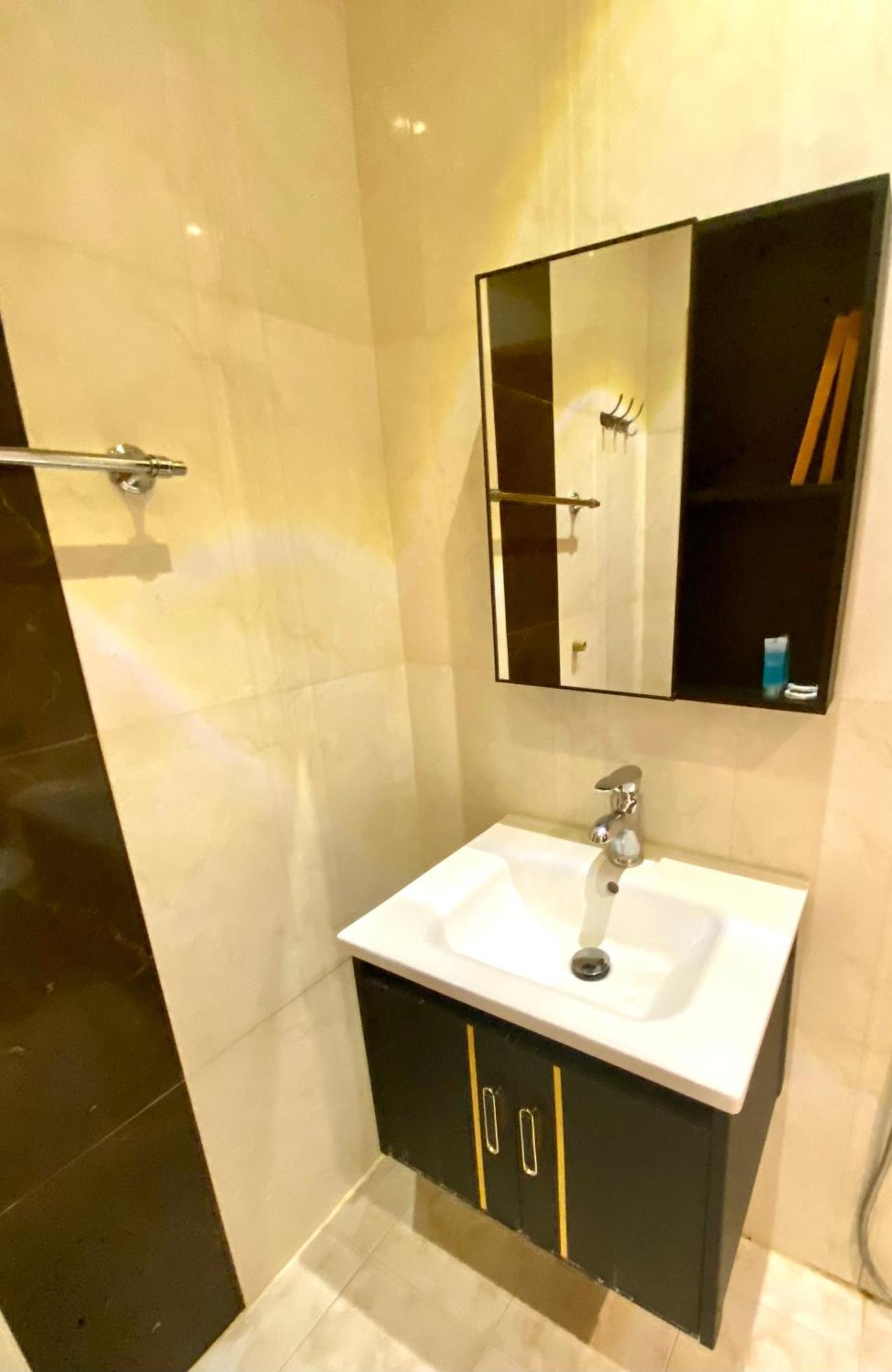 Al Joon Hotel Riaad Buitenkant foto