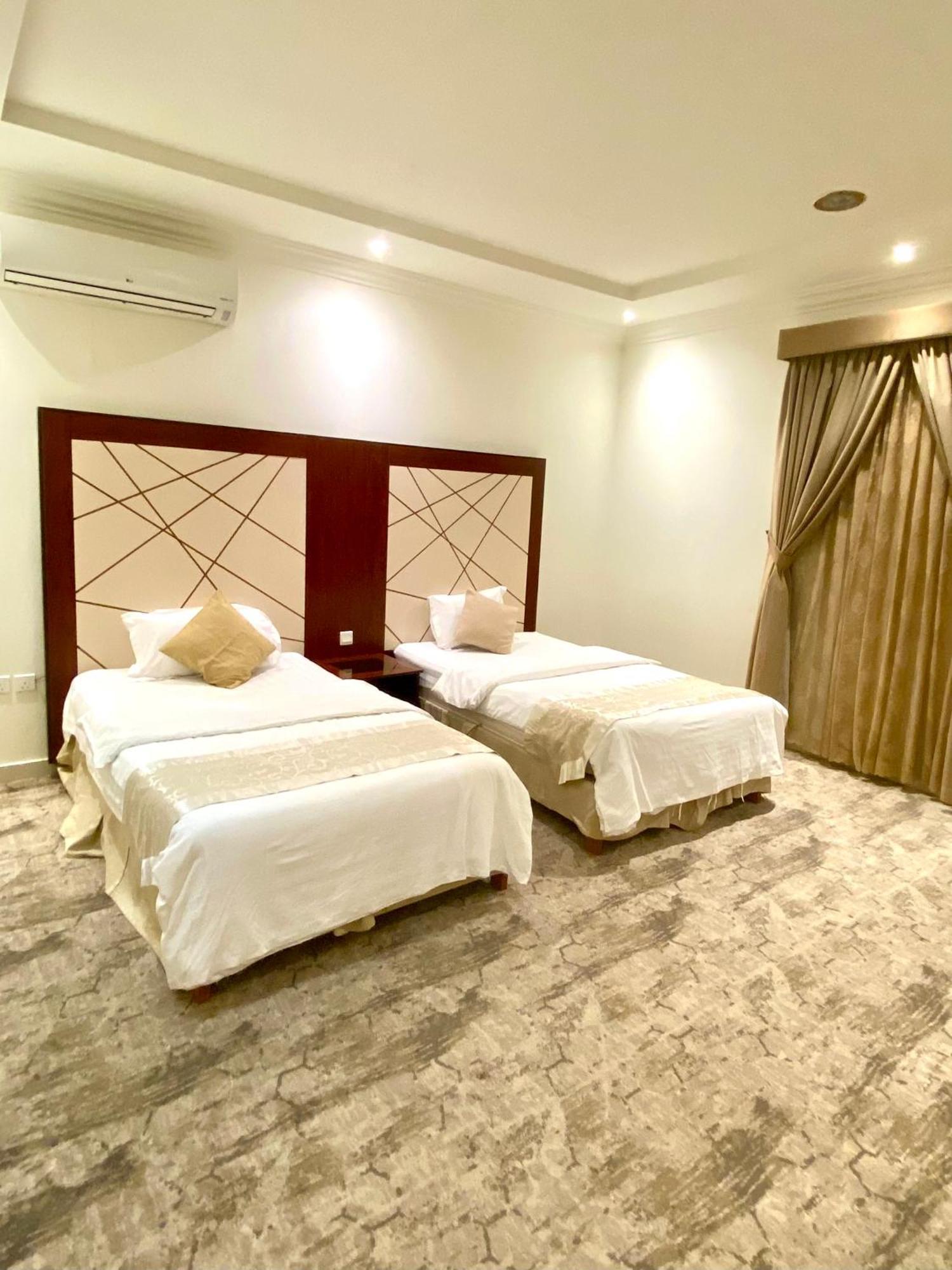 Al Joon Hotel Riaad Buitenkant foto