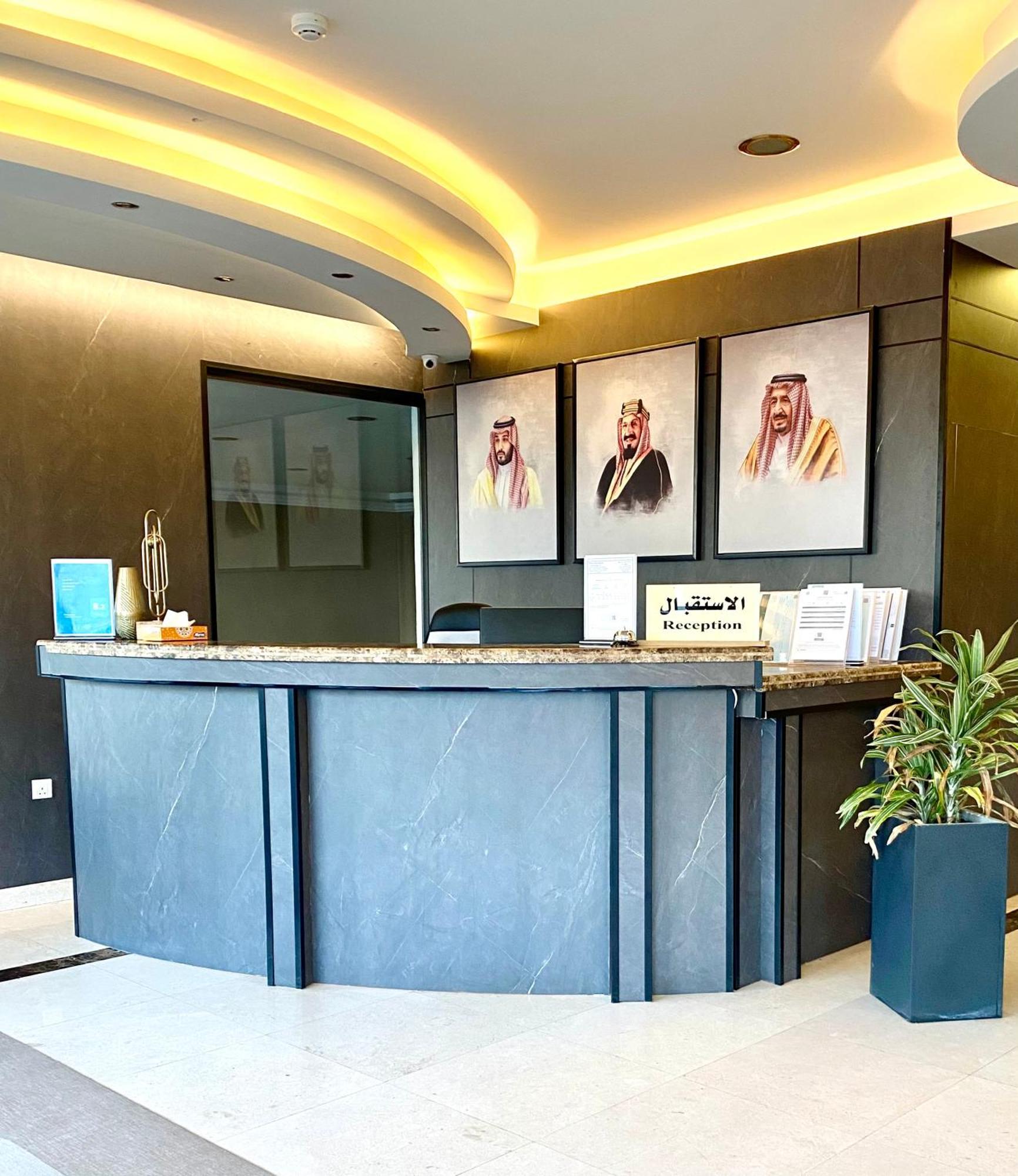 Al Joon Hotel Riaad Buitenkant foto