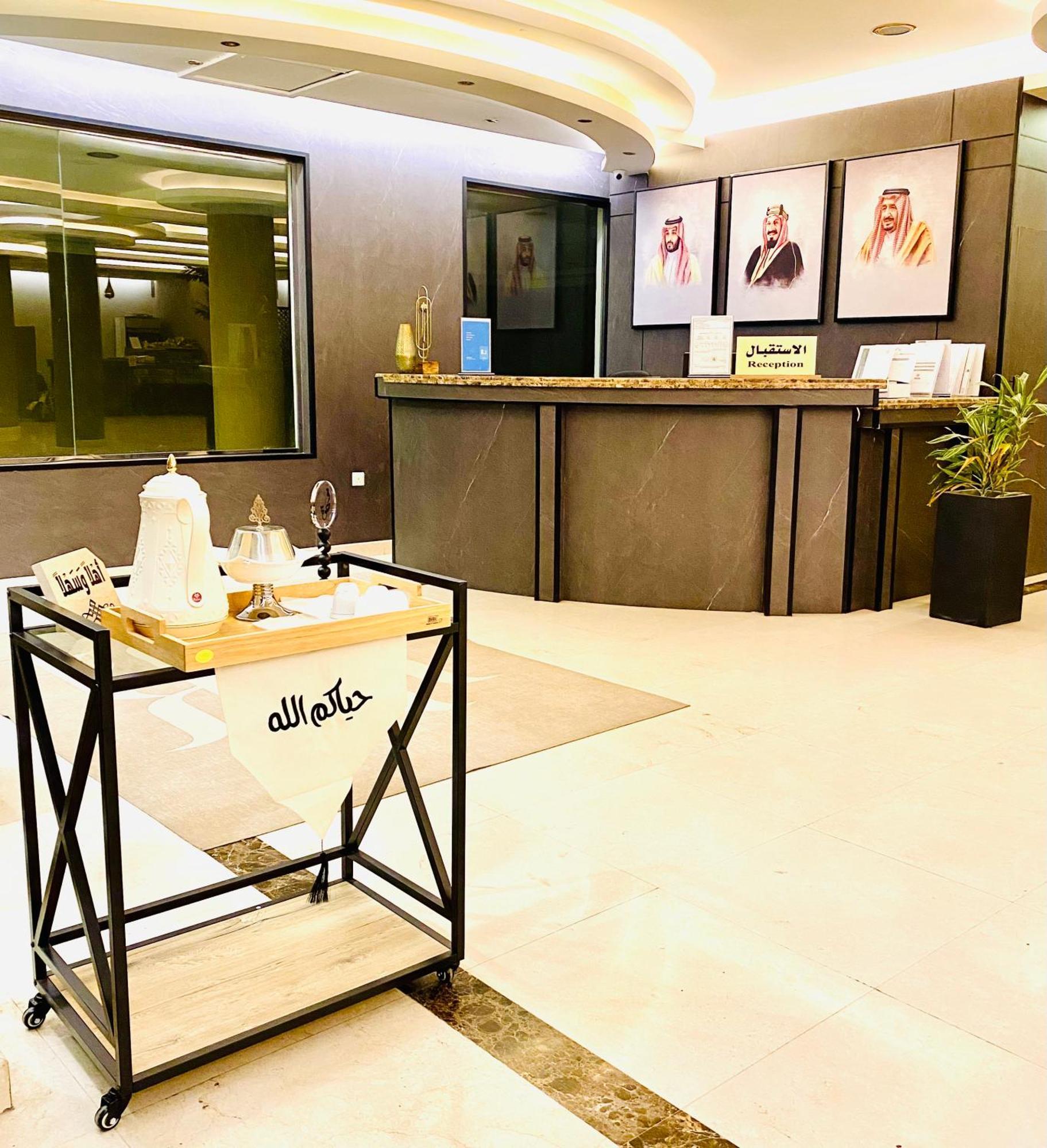 Al Joon Hotel Riaad Buitenkant foto