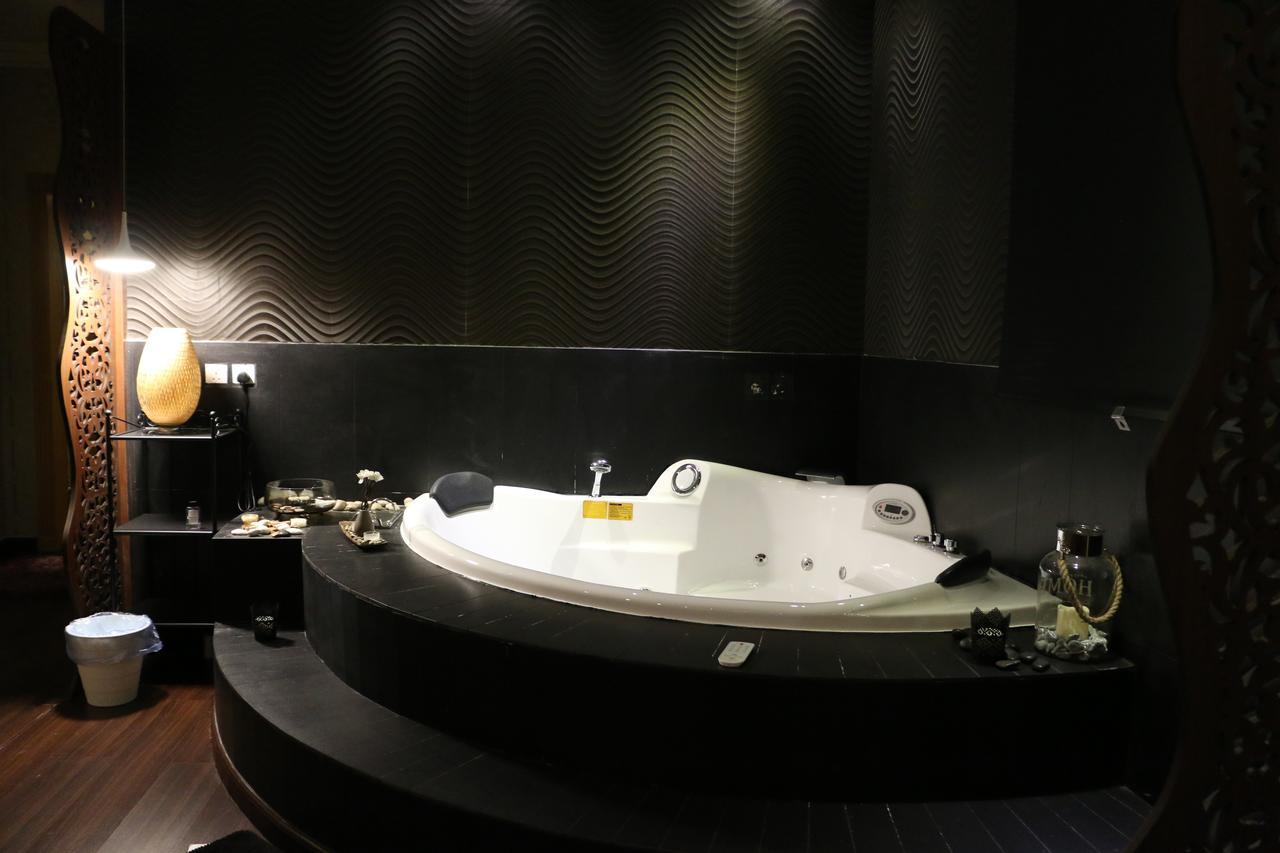Al Joon Hotel Riaad Buitenkant foto